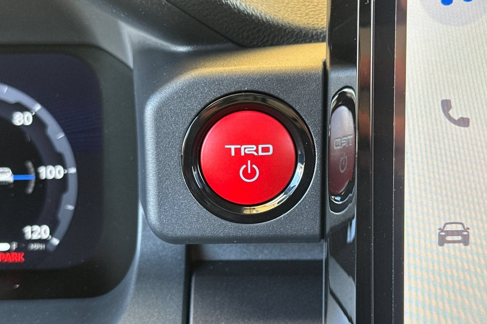 New 2026 Toyota 4Runner TRD Off-Road Premium AWD/4WD image 25