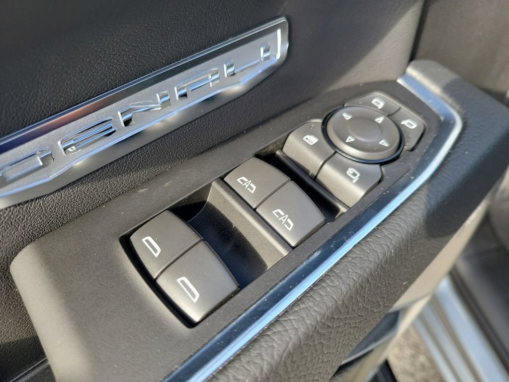 New 2026 GMC Sierra 1500 Denali w/ Technology Package AWD/4WD image 22