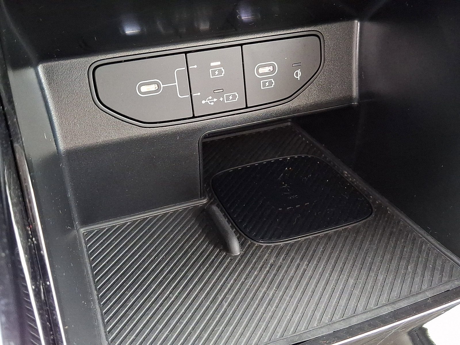 Used 2025 Kia Sorento SX image 27