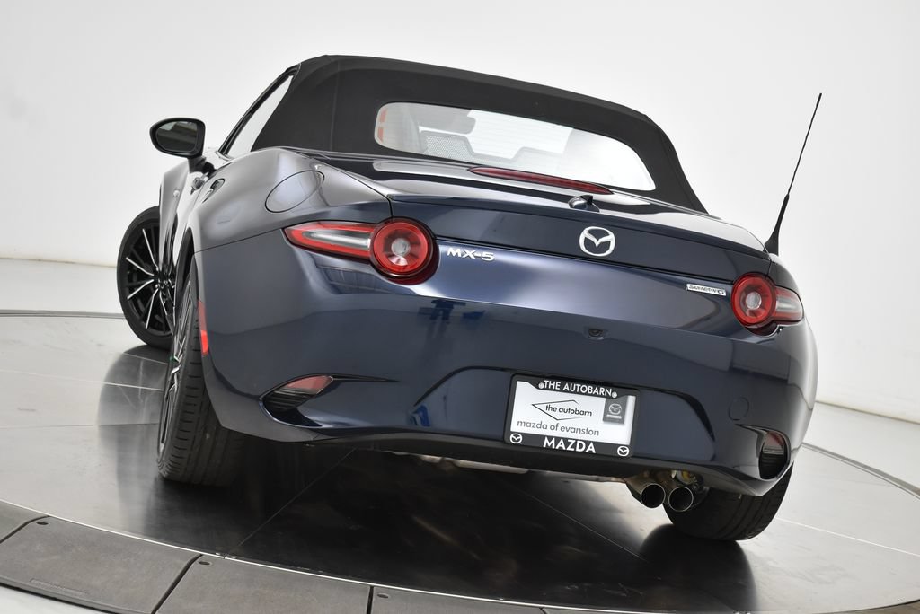 Used 2025 MAZDA MX-5 Miata Grand Touring RWD image 9