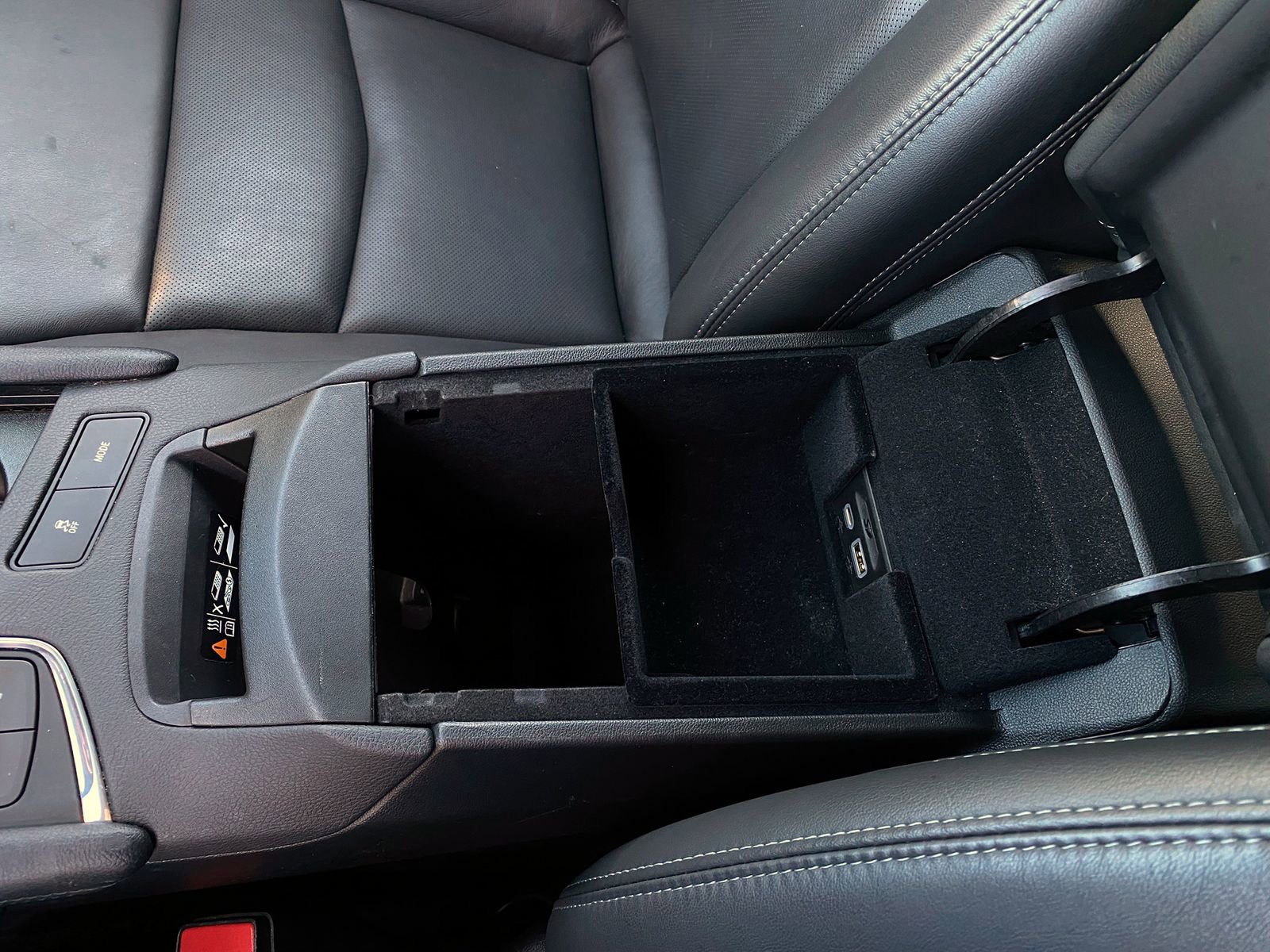 Used 2024 Cadillac XT6 Premium Luxury image 17