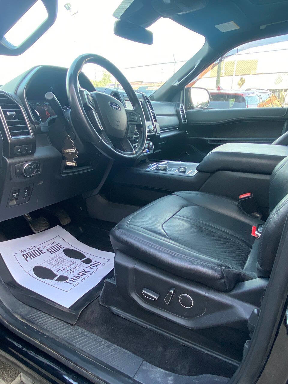 Used 2018 Ford Expedition Limited w/ Equipment Group 302A image 18