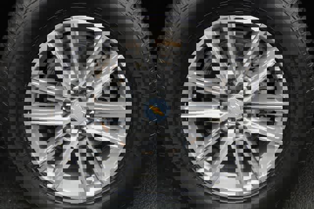 Certified 2023 Chevrolet Traverse LT image 11