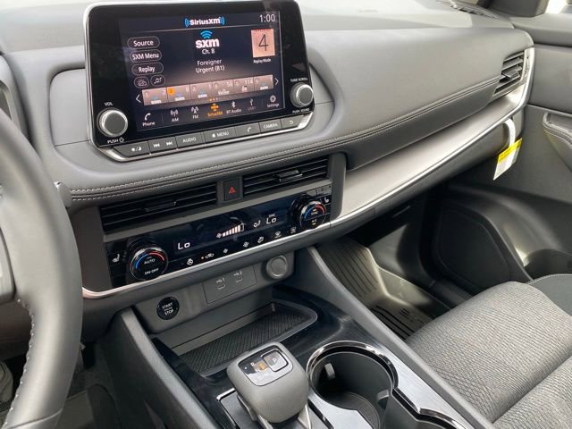 New 2026 Nissan Rogue SV image 17