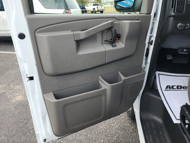 New 2025 Chevrolet Express 2500 w/ Driver Convenience Package image 12