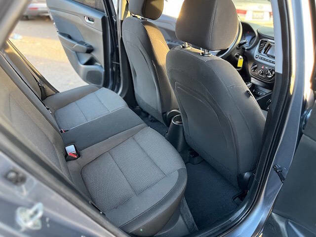 Used 2019 Hyundai Accent SE image 10