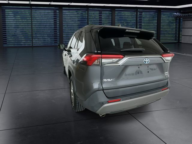 Used 2020 Toyota RAV4 Limited AWD/4WD image 6