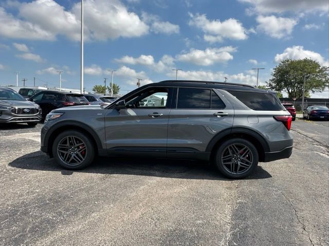 New 2025 Ford Explorer ST-Line w/ Premium Package image 5