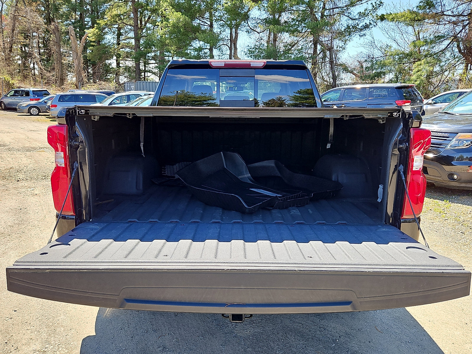 Used 2019 Chevrolet Silverado 1500 LTZ w/ LTZ Premium Package image 30