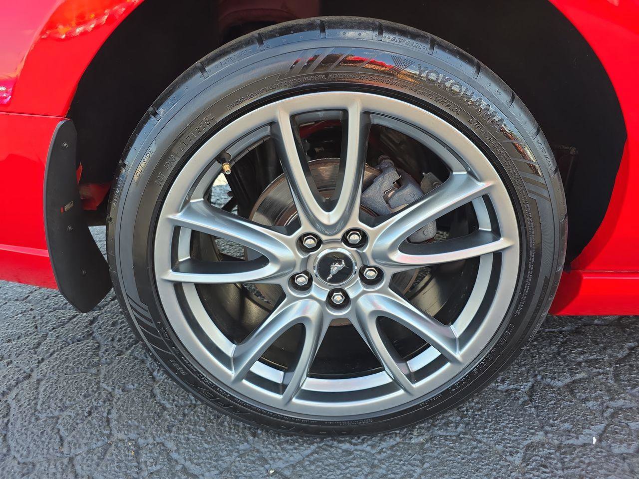 Used 2013 Ford Mustang GT w/ GT Track Pkg image 17