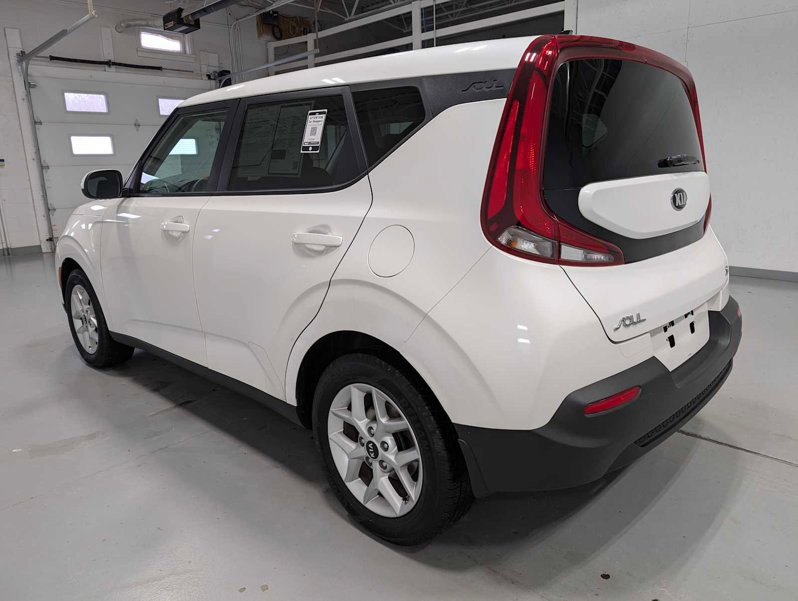 Certified 2021 Kia Soul S image 10