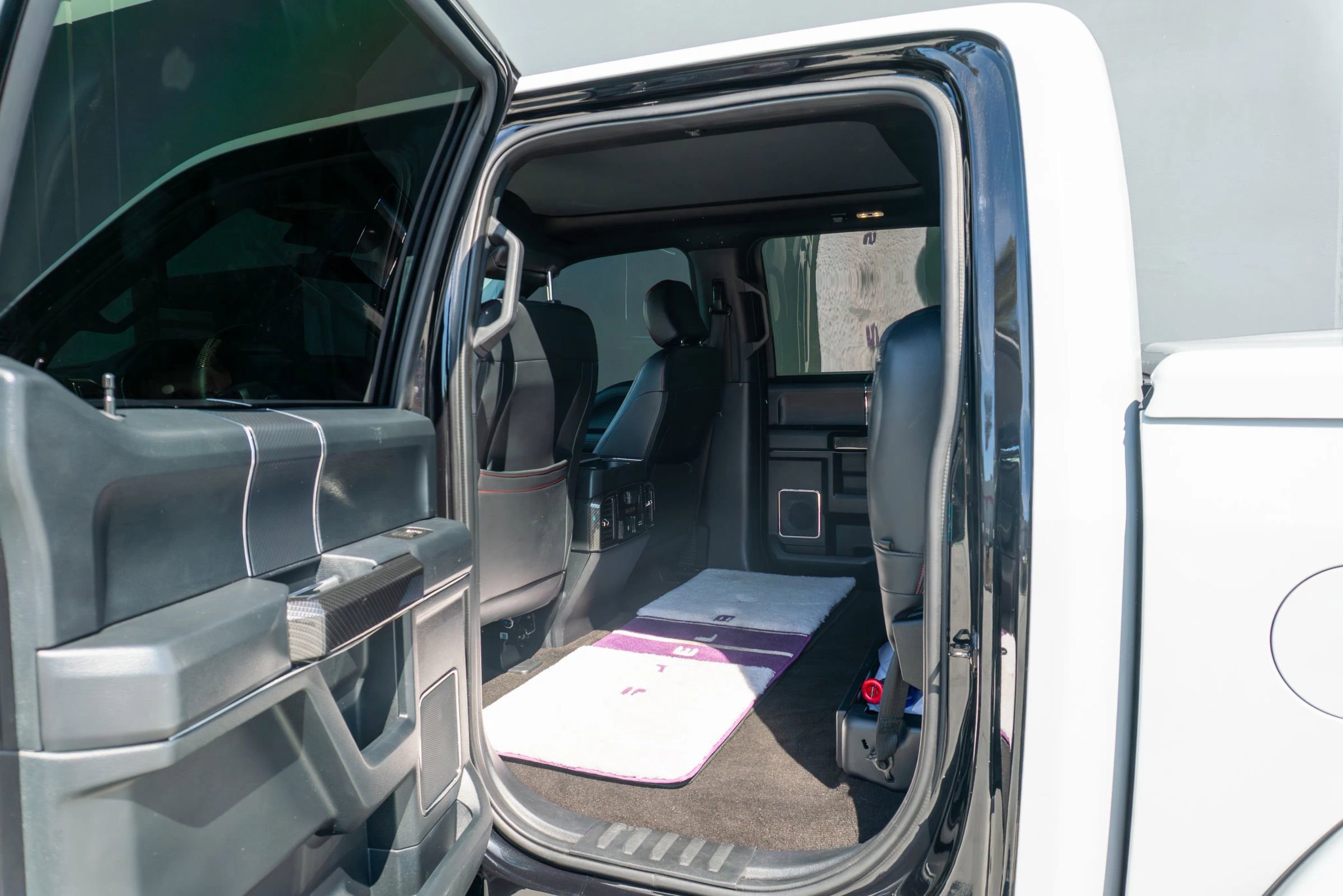 Used 2020 Ford F150 Lariat w/ Equipment Group 502A Luxury image 51