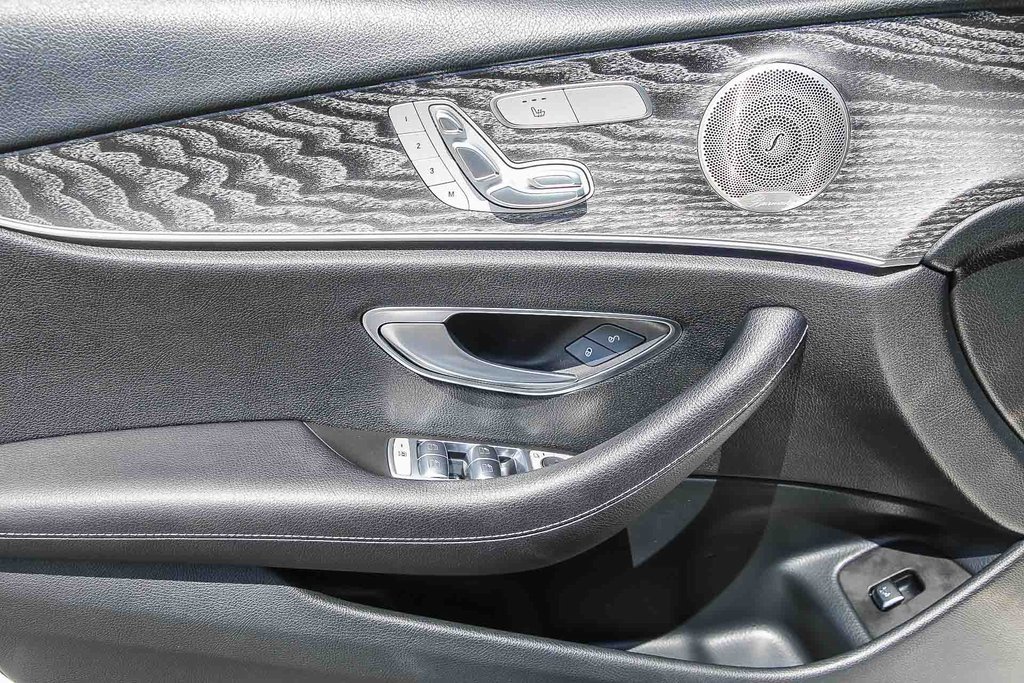 Used 2021 Mercedes-Benz E 350 Sedan image 20
