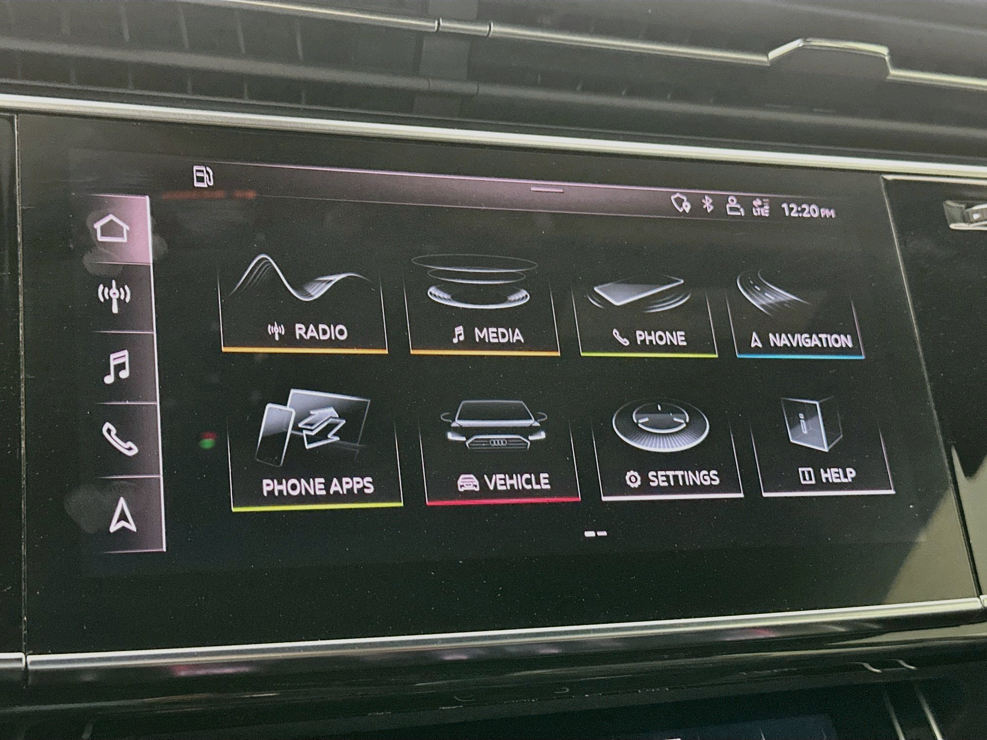 Used 2019 Audi Q8 Premium Plus AWD/4WD image 21