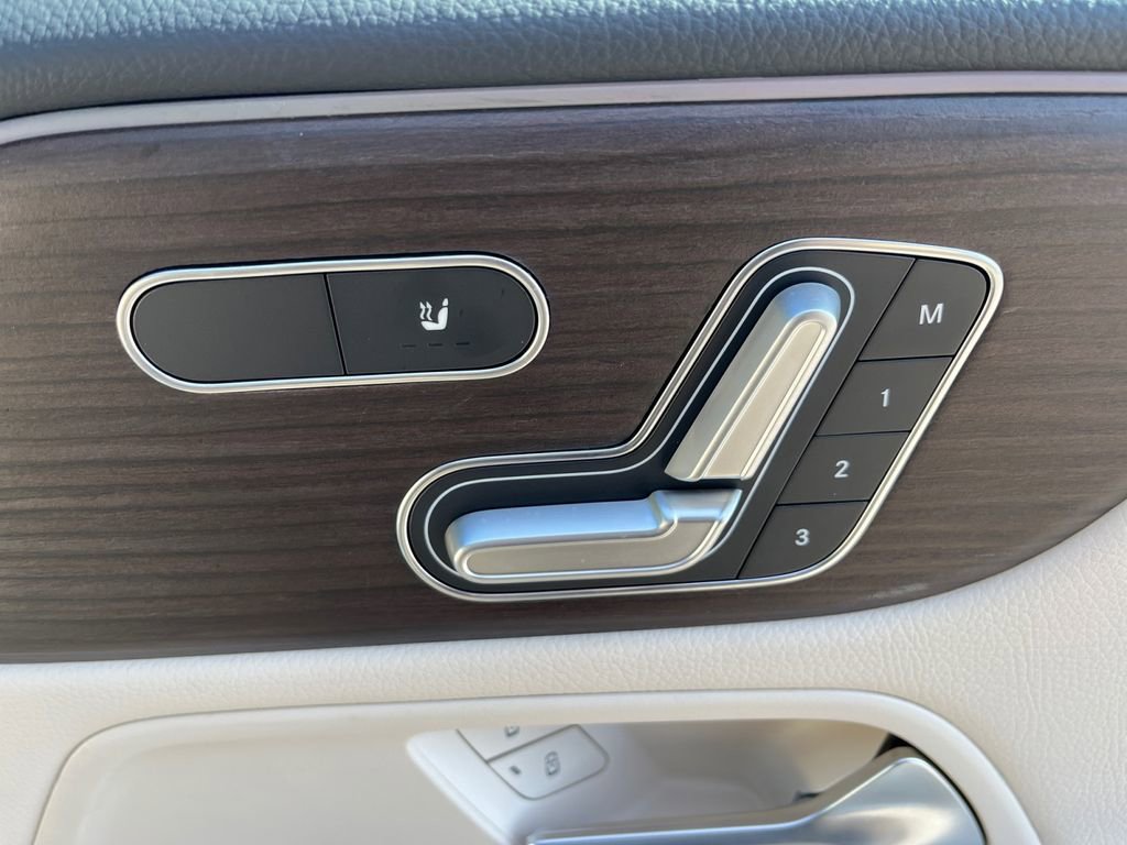 Certified 2026 Mercedes-Benz GLB 250 4MATIC image 16