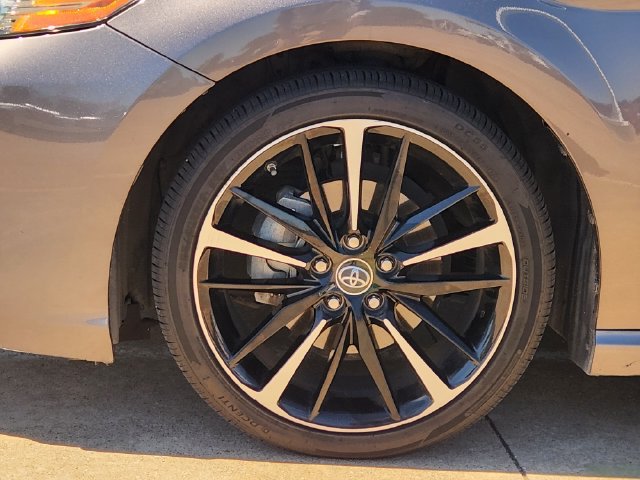 Used 2019 Toyota Camry XSE w/ Driver Assist Package FWD image 8