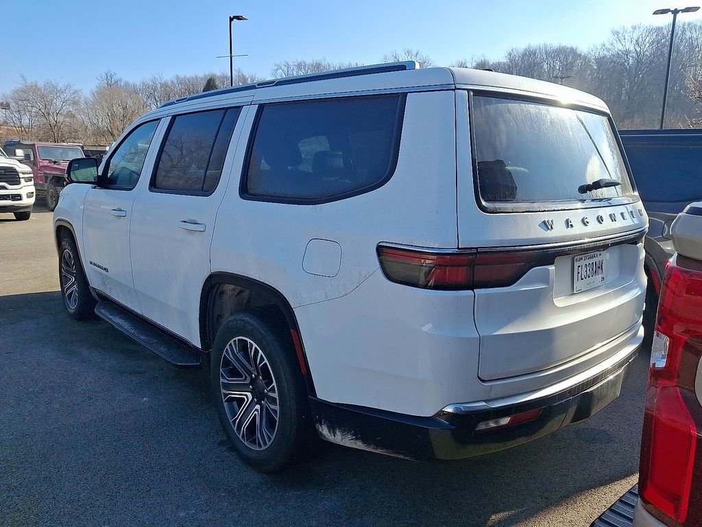 Used 2024 Jeep Wagoneer Series II AWD/4WD image 4