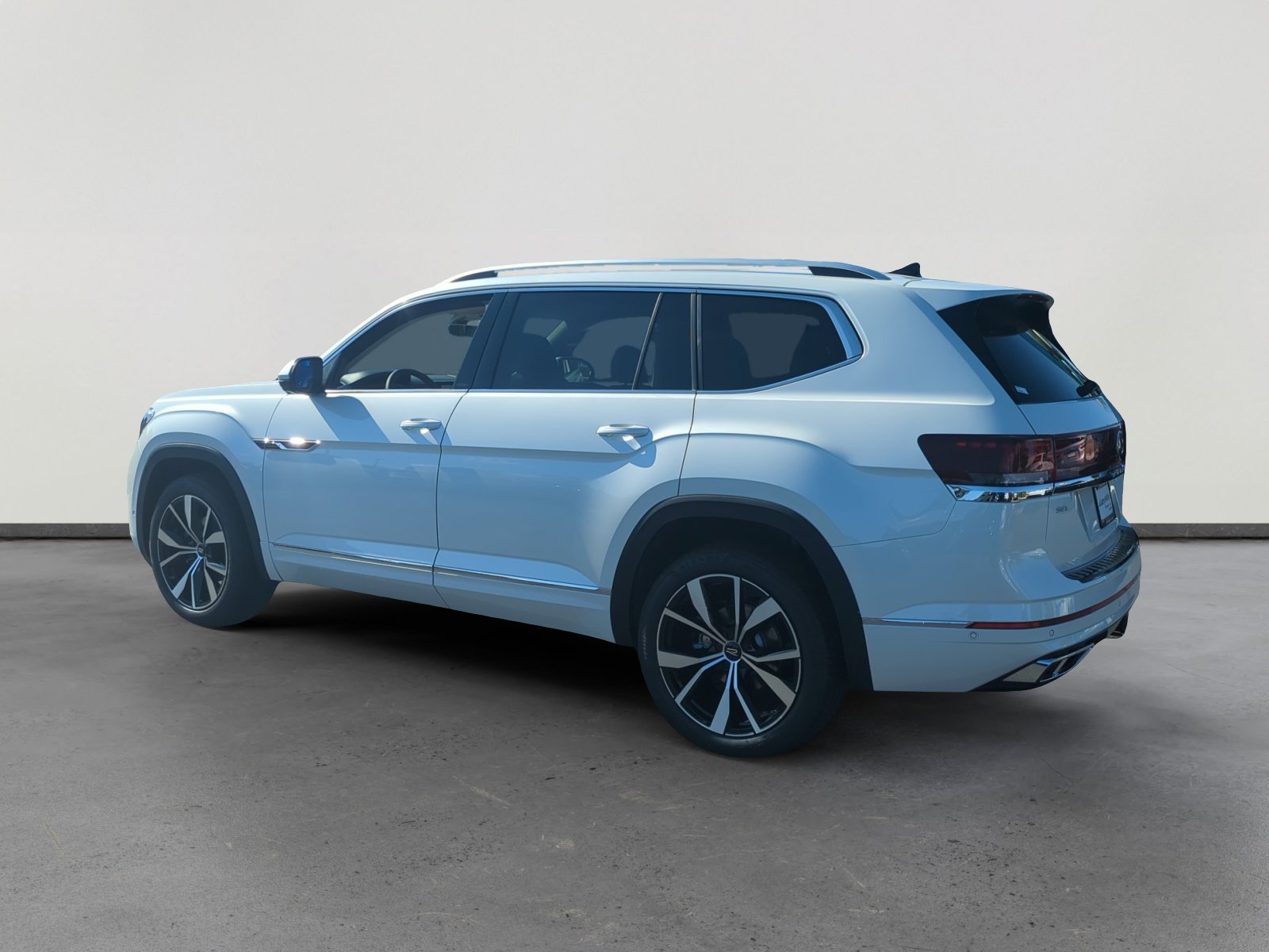 New 2026 Volkswagen Atlas SEL Premium R-Line image 3
