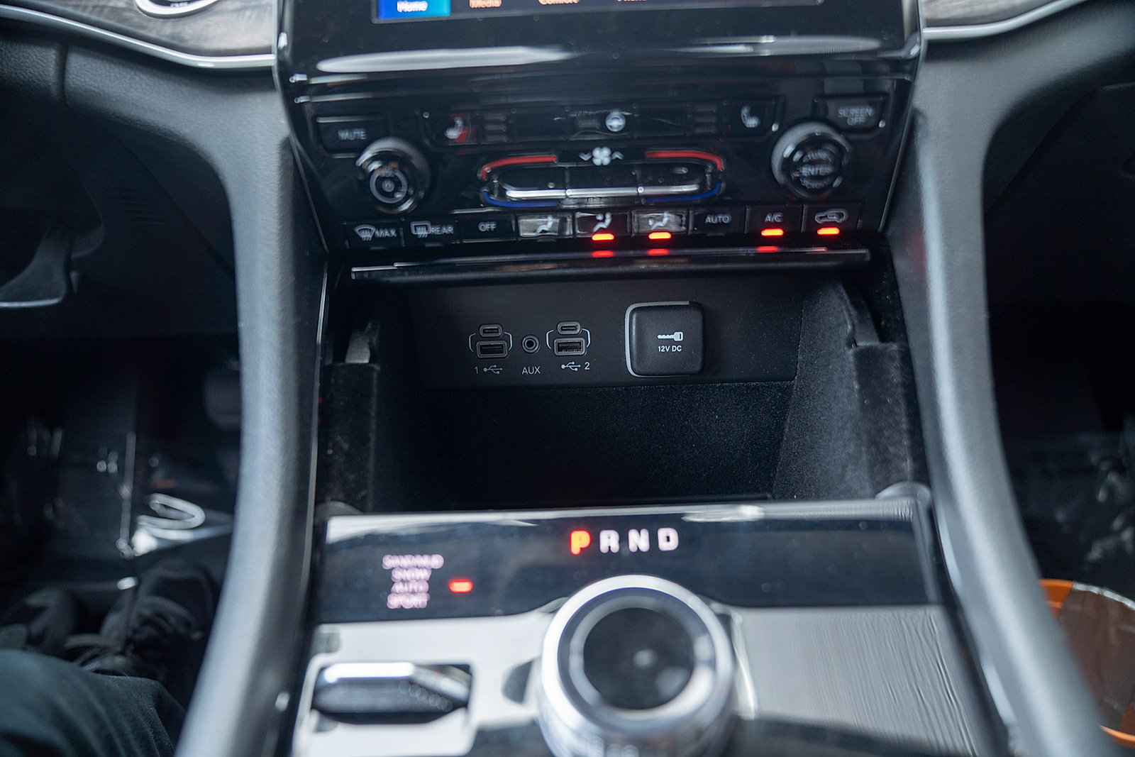 Used 2022 Jeep Grand Cherokee Limited AWD/4WD image 14