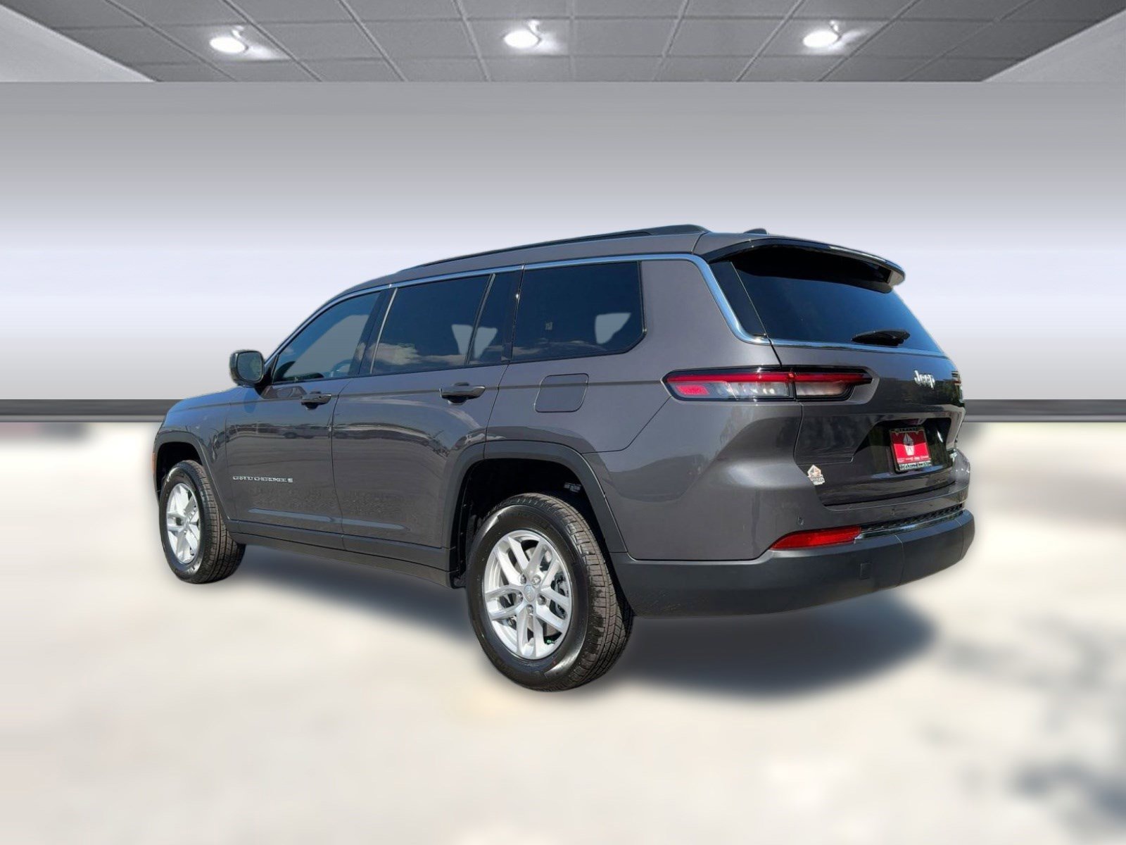 New 2025 Jeep Grand Cherokee L Laredo w/ Luxury Tech Group I image 3
