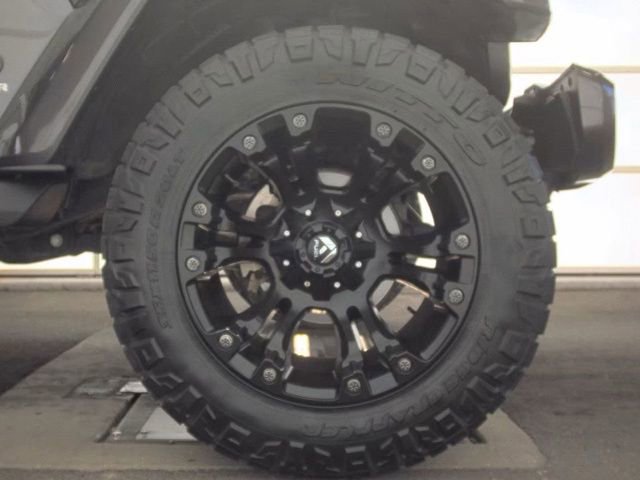 Used 2021 Jeep Gladiator Overland AWD/4WD image 21