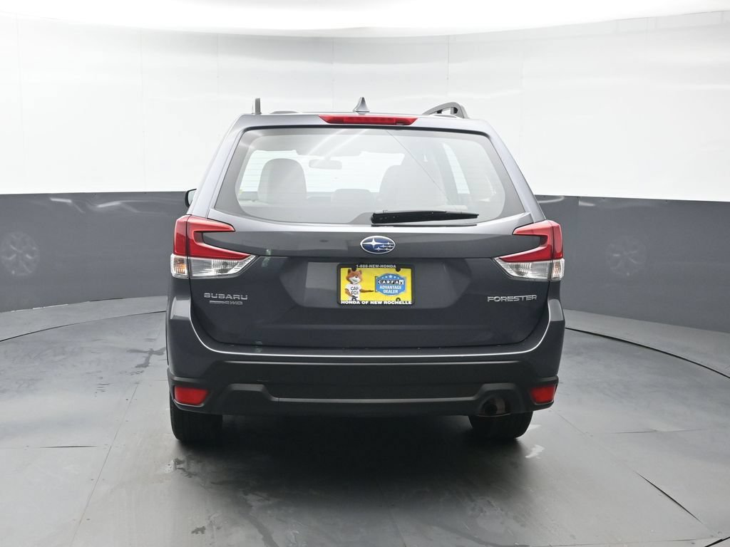 Used 2023 Subaru Forester AWD/4WD image 5