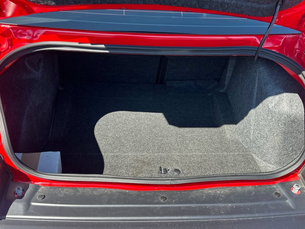 Used 2016 Dodge Challenger R/T Scat Pack RWD image 8