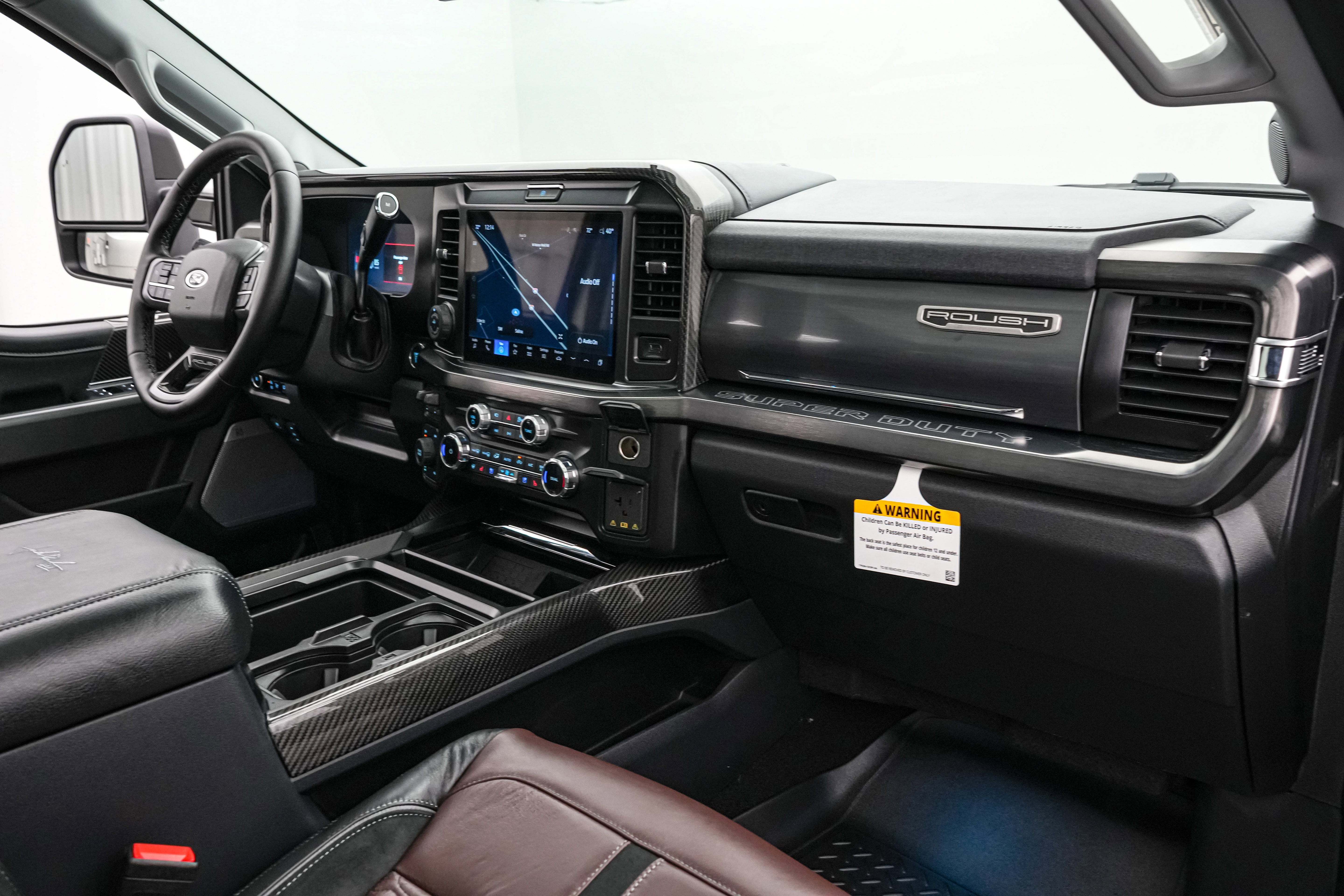 New 2026 Ford F250 Lariat w/ Black Appearance Package image 37