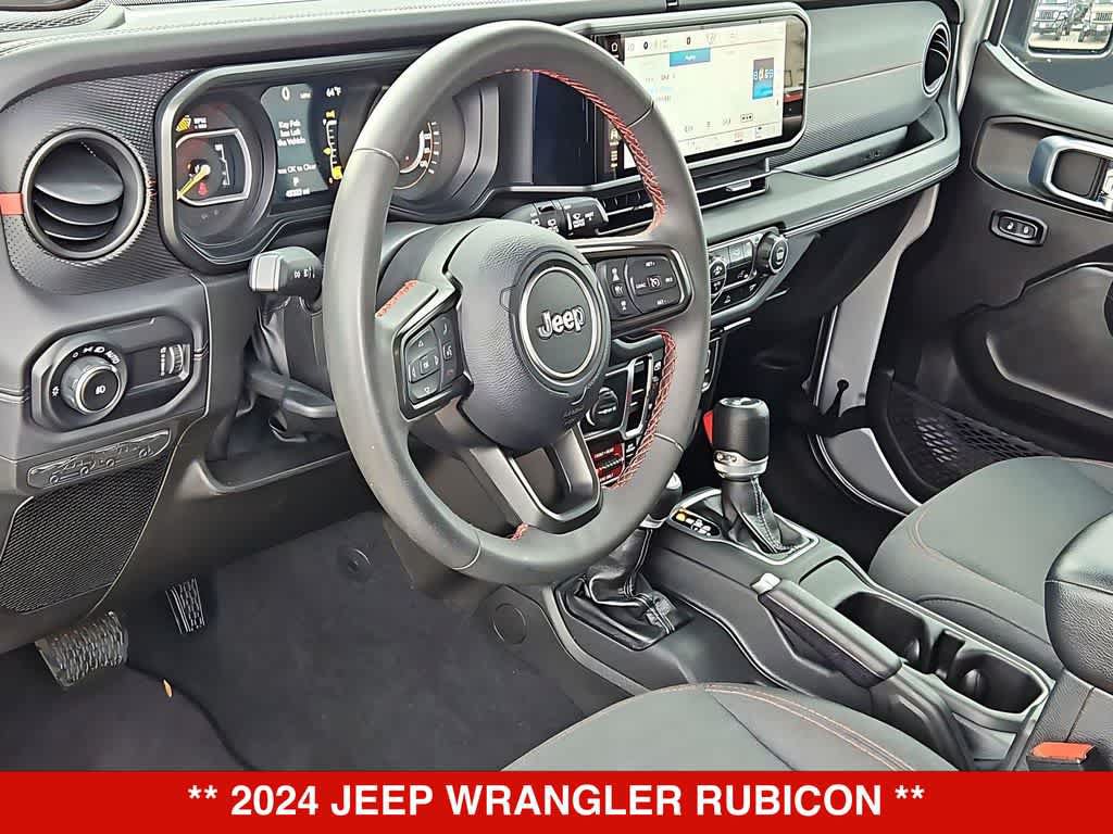 Used 2024 Jeep Wrangler Unlimited Rubicon AWD/4WD image 11