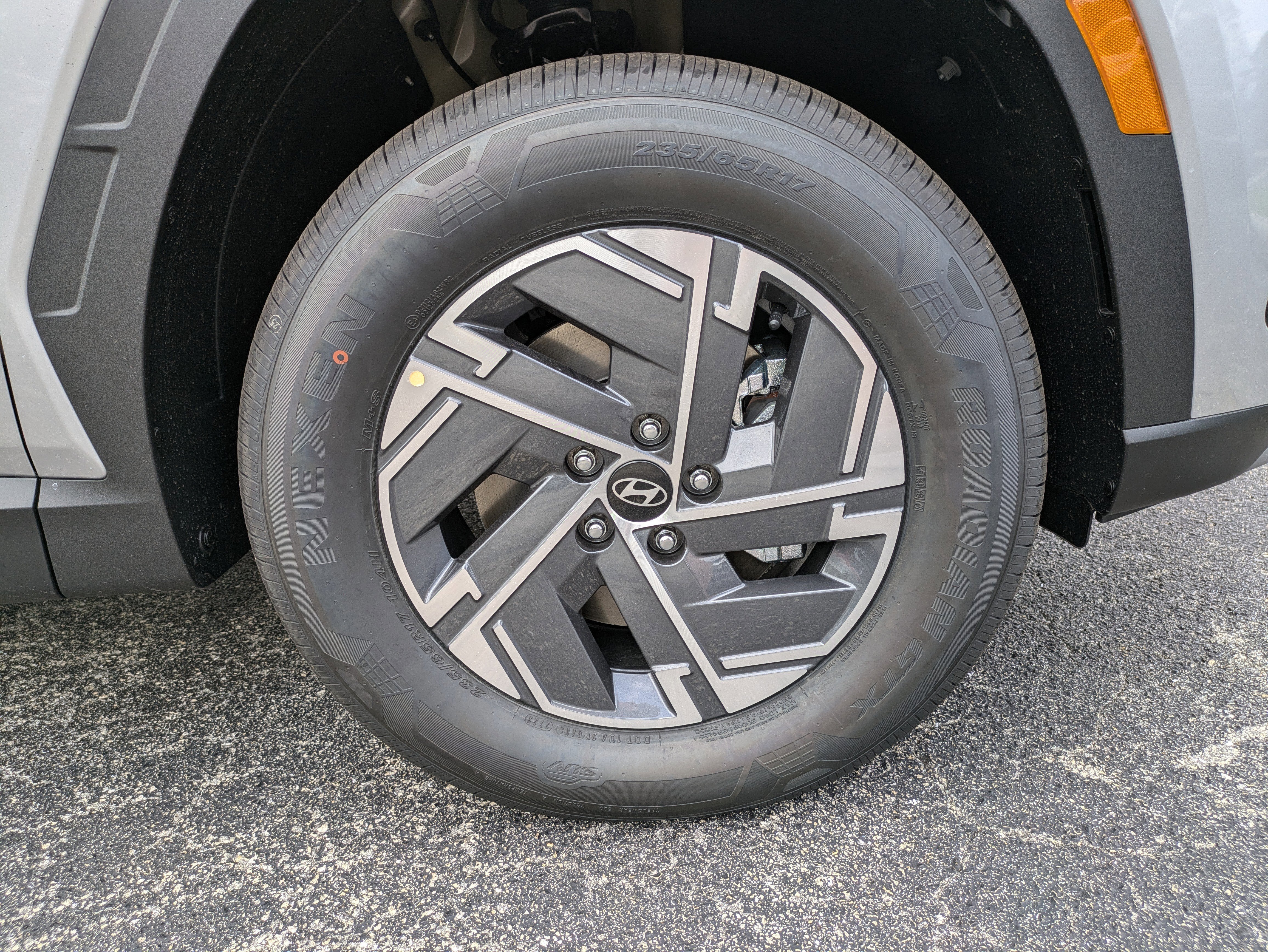 New 2026 Hyundai Tucson Blue SE image 11