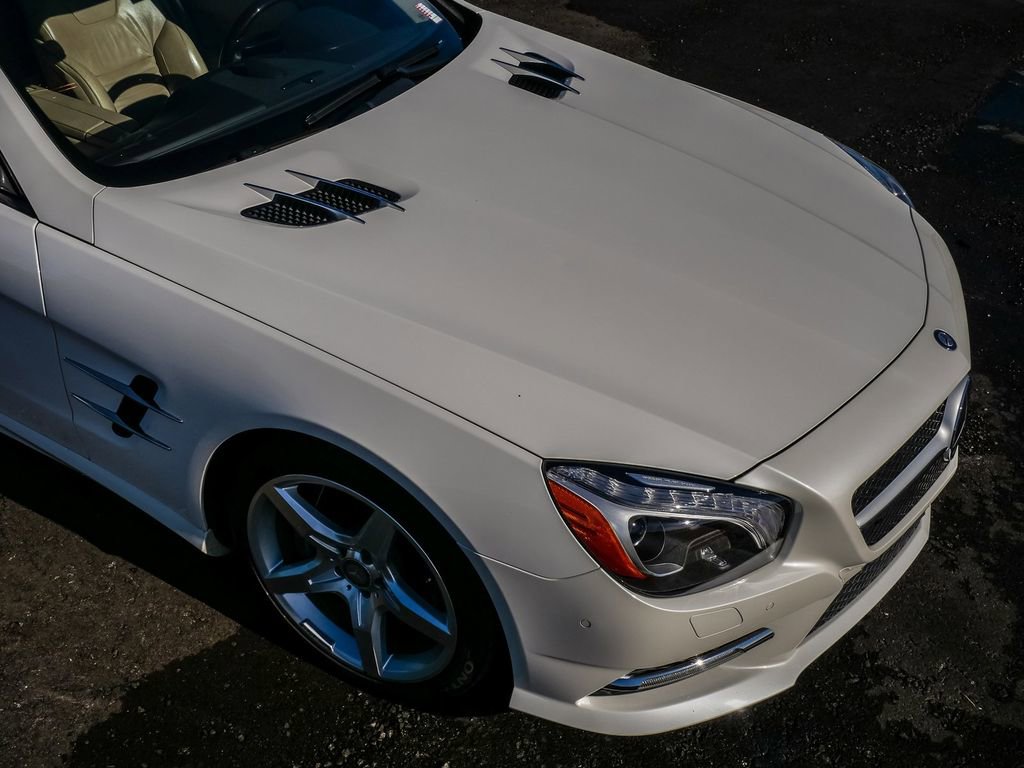 Used 2015 Mercedes-Benz SL 400 image 12