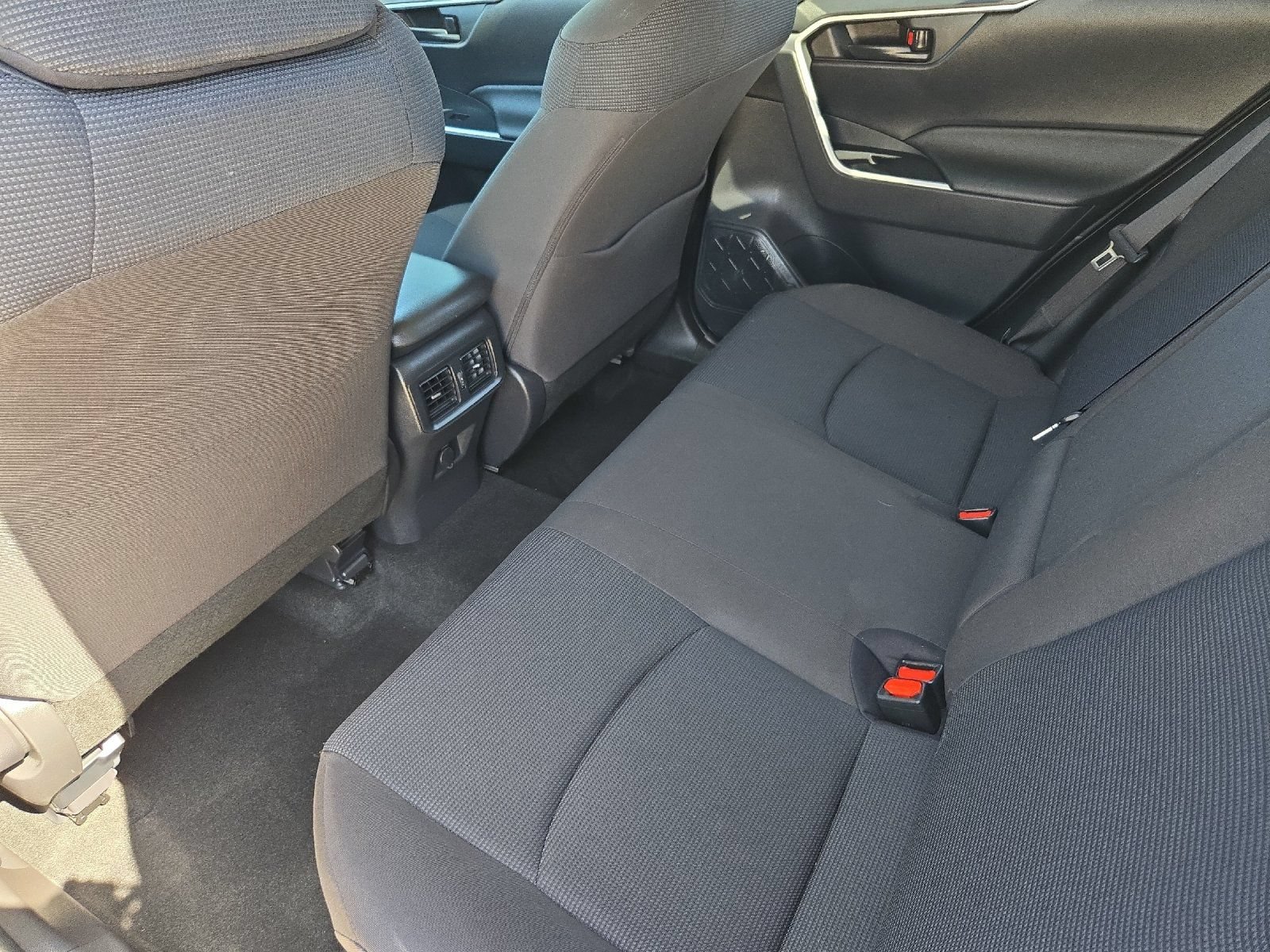 Certified 2025 Toyota RAV4 LE AWD/4WD image 11