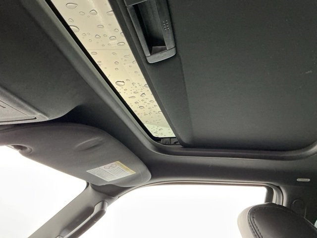 Used 2010 Lincoln Navigator L 4WD image 20