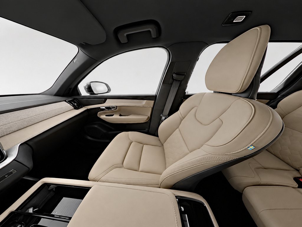 Certified 2026 Volvo XC90 B6 Plus AWD/4WD image 11
