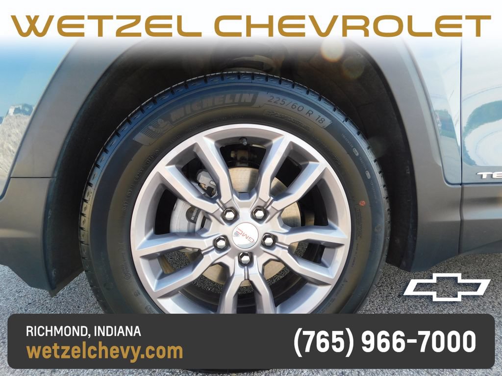 Used 2024 GMC Terrain SLT w/ Tech Package AWD/4WD image 10