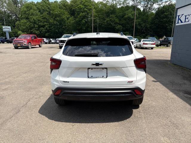 Used 2024 Chevrolet Trax RS FWD image 7