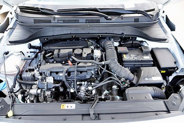 Certified 2022 Hyundai Kona N Line w/ Tech Package AWD/4WD image 15