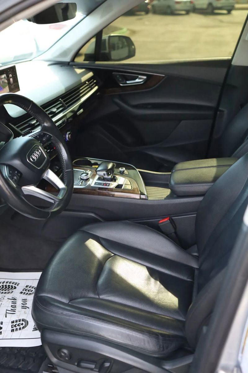 Used 2018 Audi Q7 3.0T Premium Plus w/ Premium Plus Package image 16