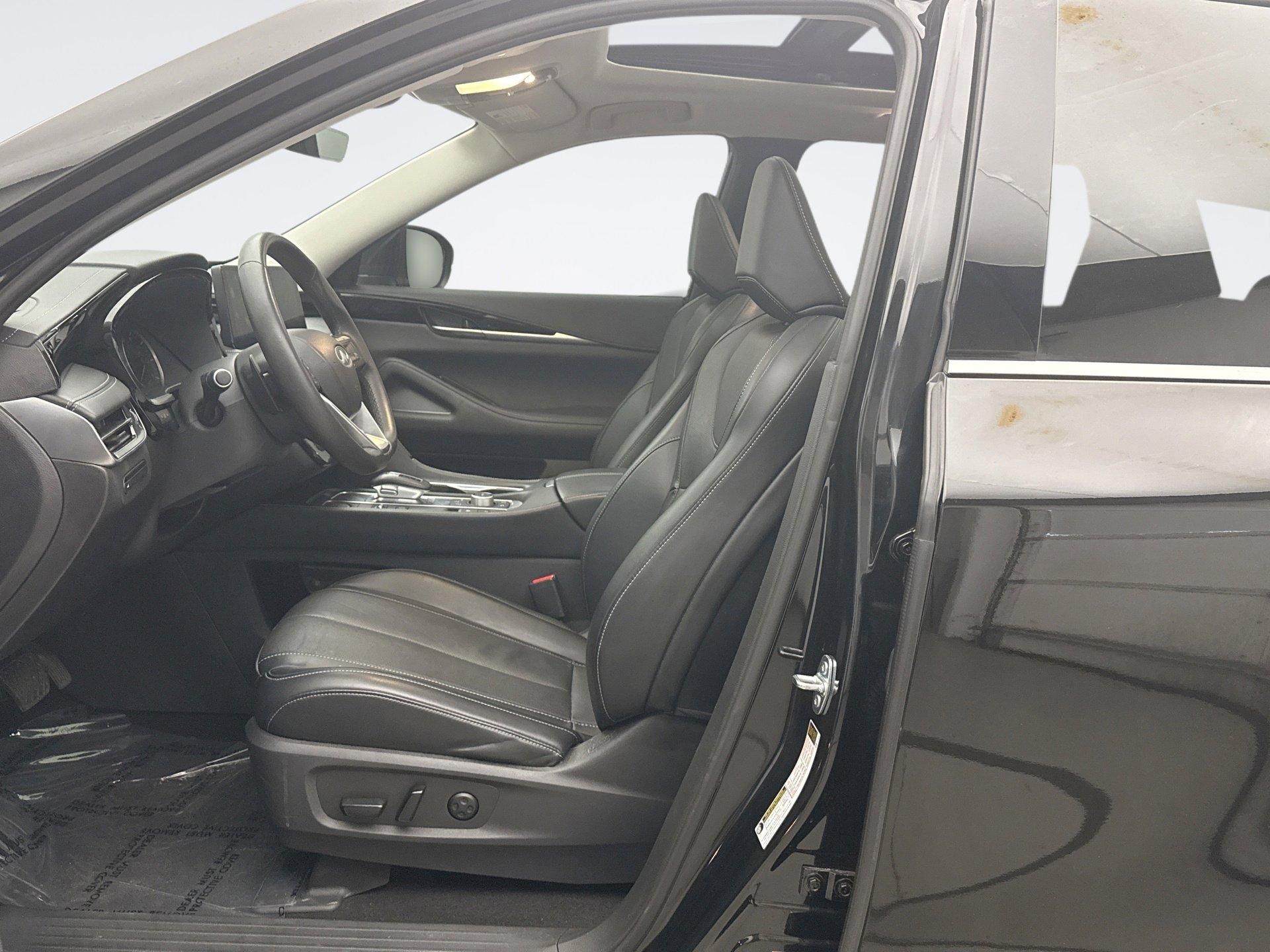 Used 2023 INFINITI QX60 Pure image 11