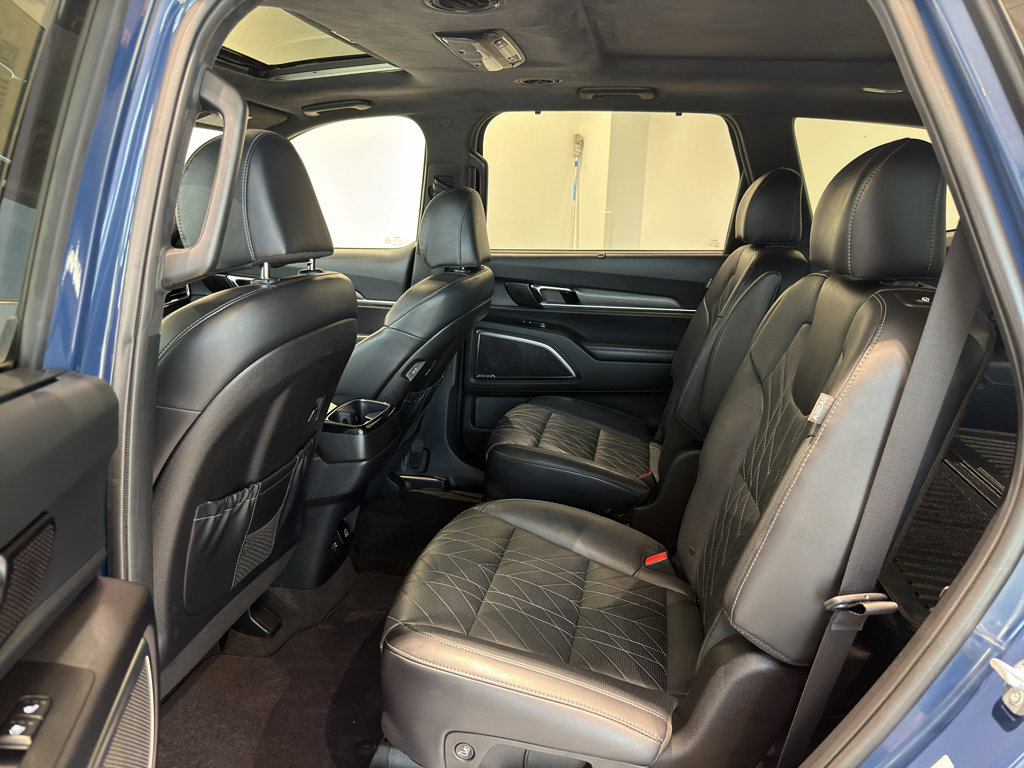Used 2024 Kia Telluride SX Prestige X-Pro AWD/4WD image 17