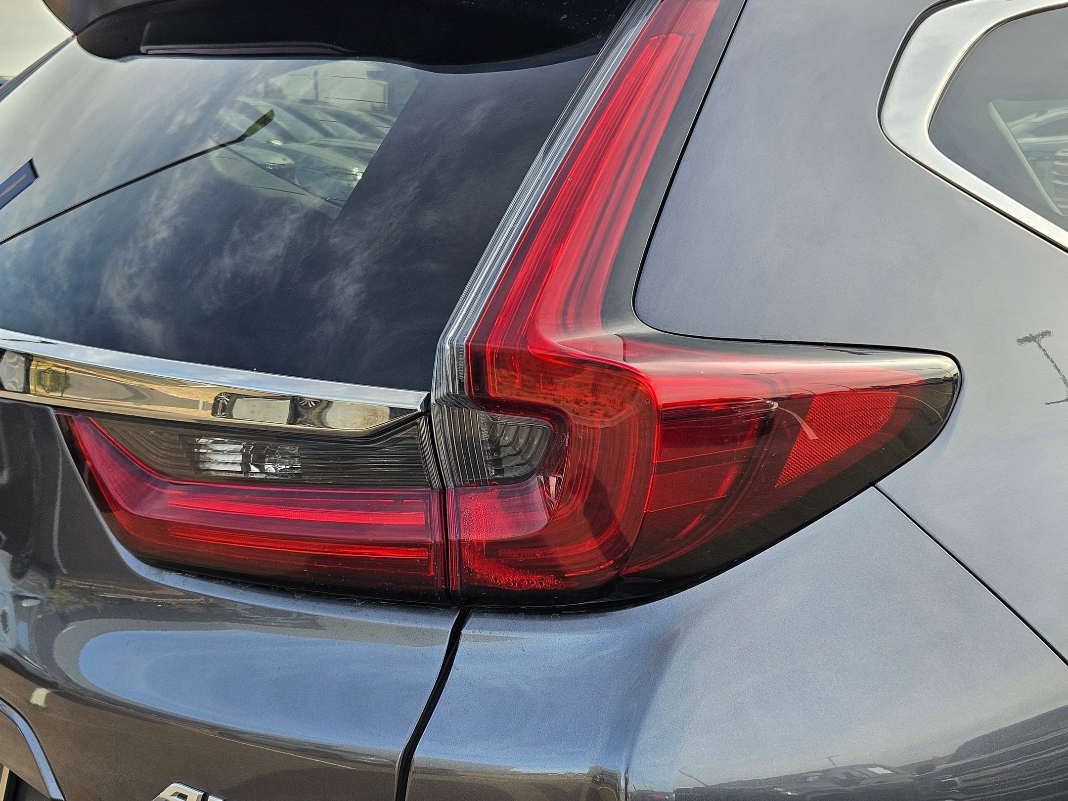 Used 2020 Honda CR-V Touring image 13