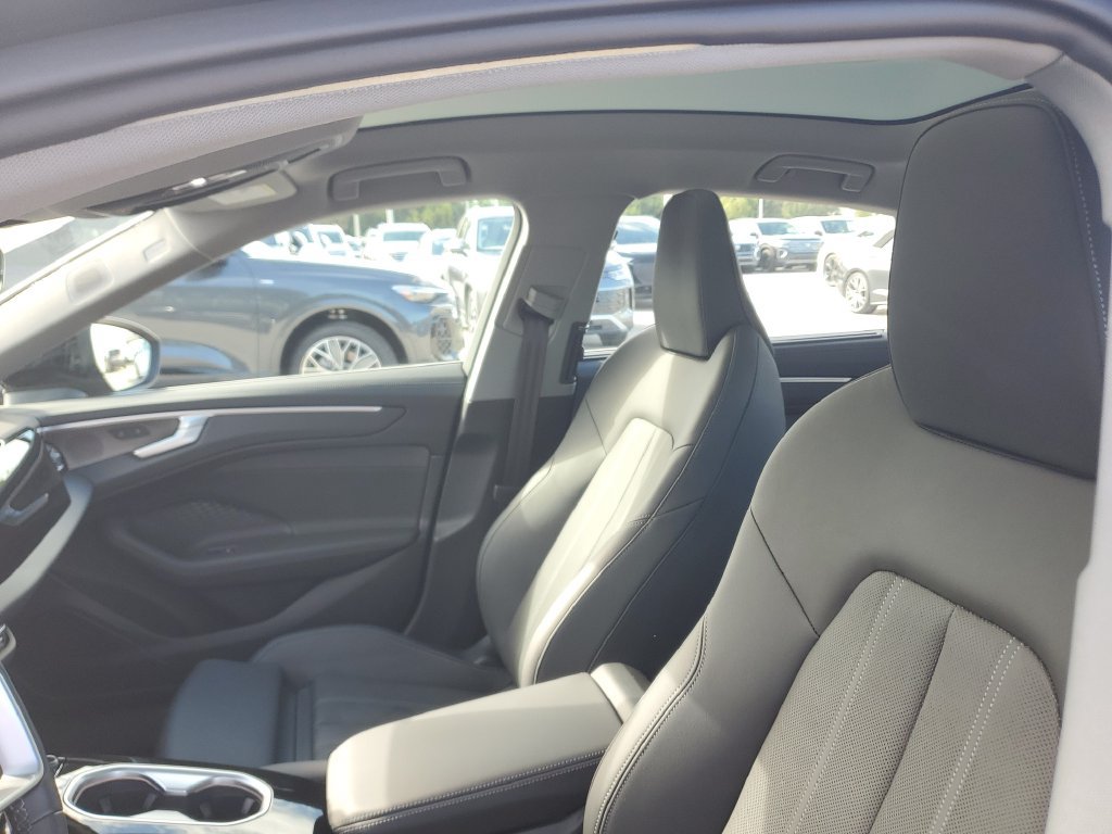 Certified 2026 Audi A6 Premium Plus w/ Premium Plus Package AWD/4WD image 22