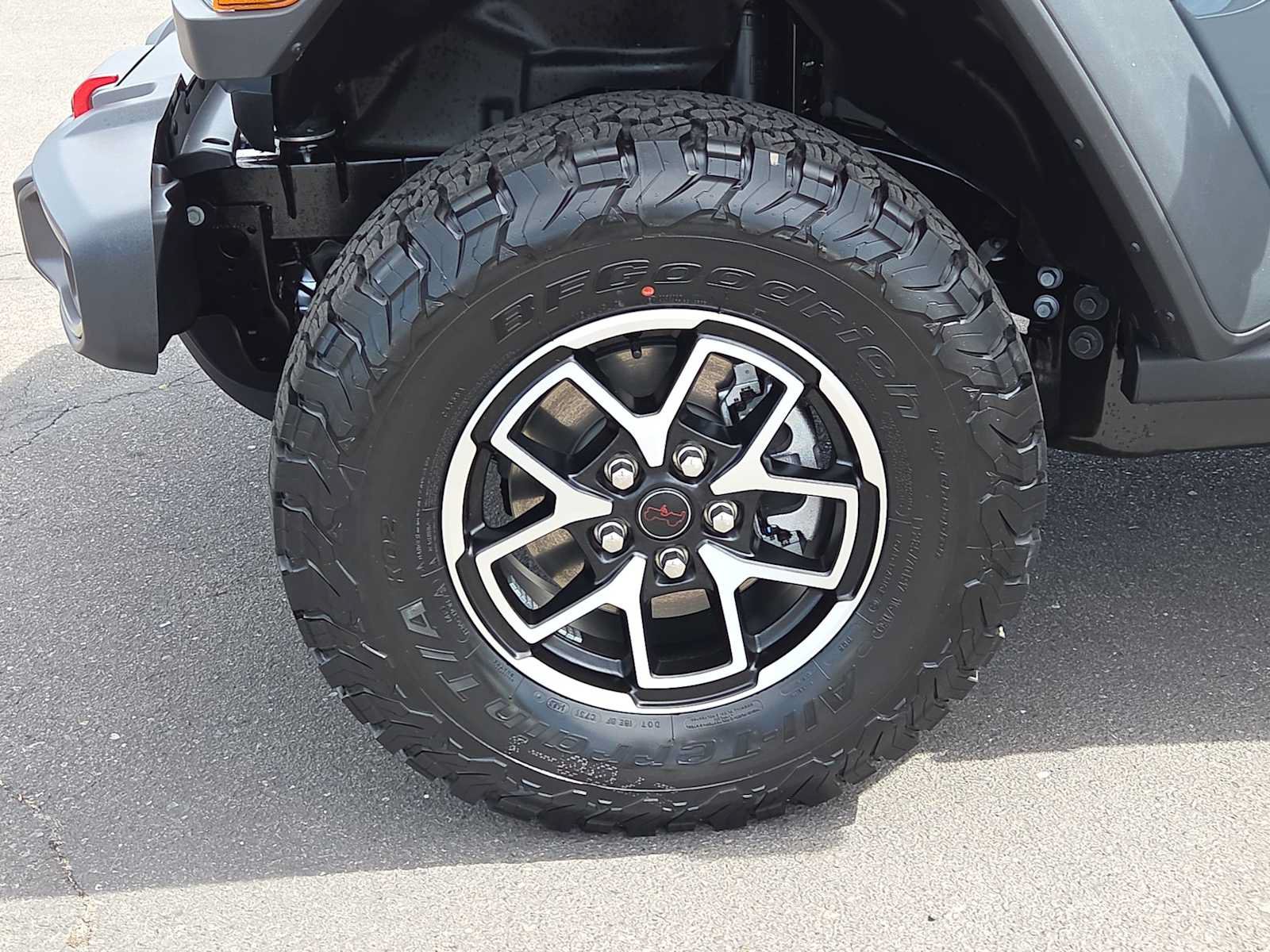 New 2026 Jeep Wrangler Unlimited Rubicon AWD/4WD image 16