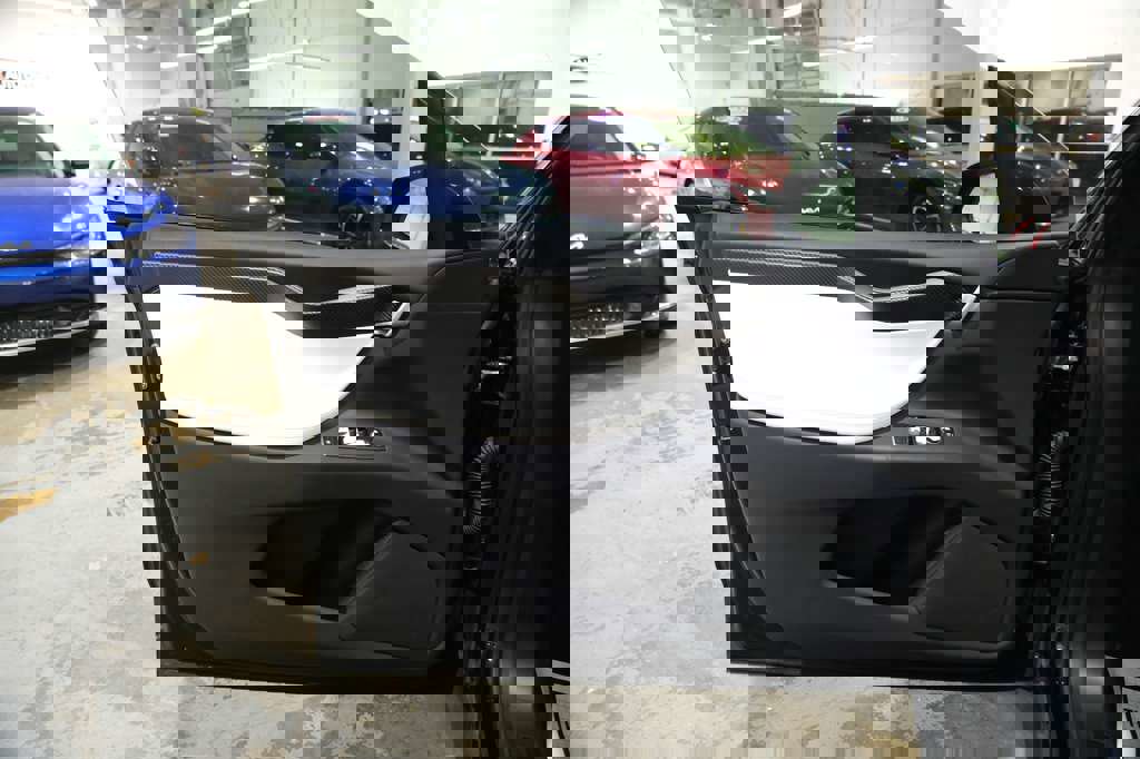 Used 2020 Tesla Model X Performance image 19