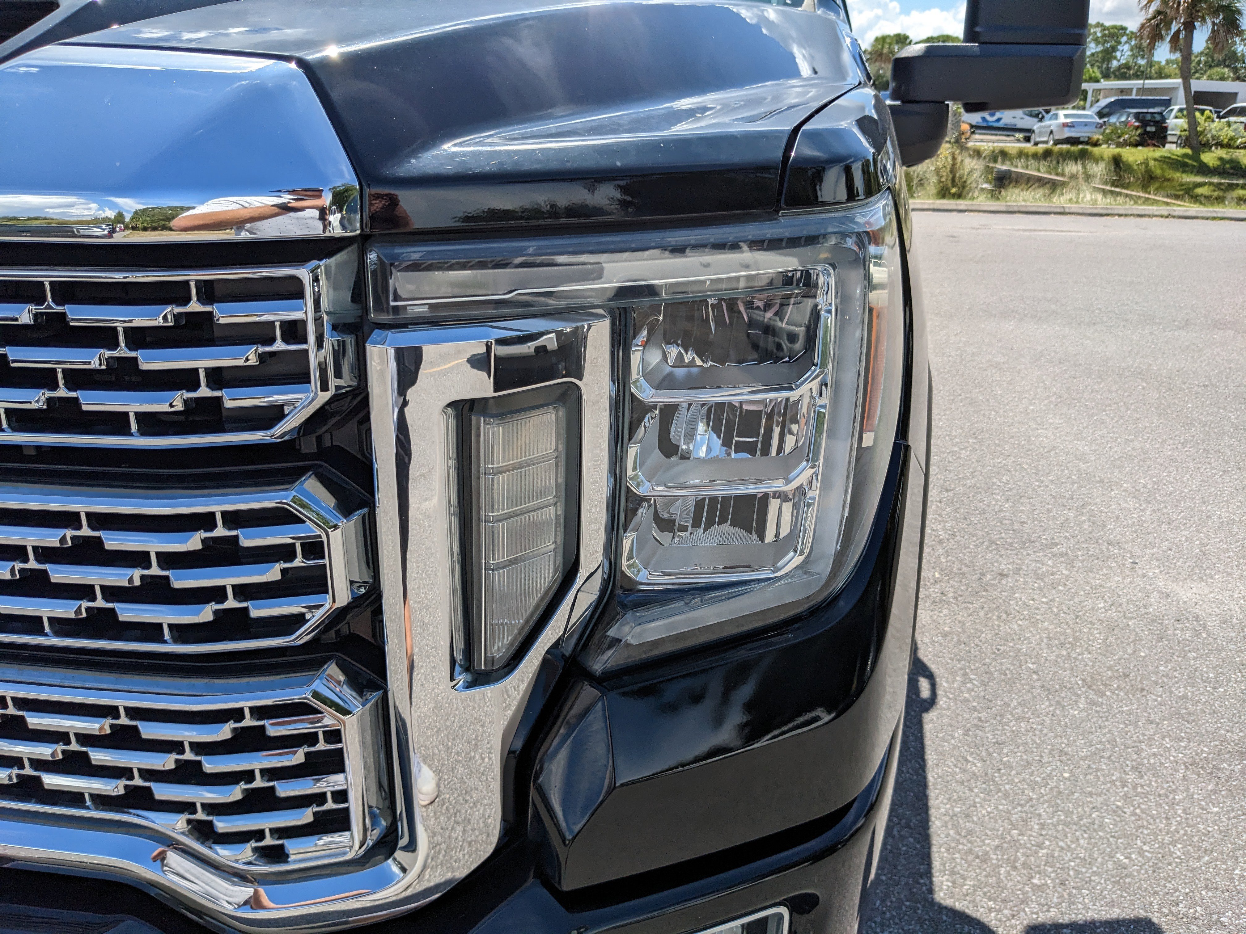 Used 2020 GMC Sierra 2500 Denali w/ Technology Package image 11
