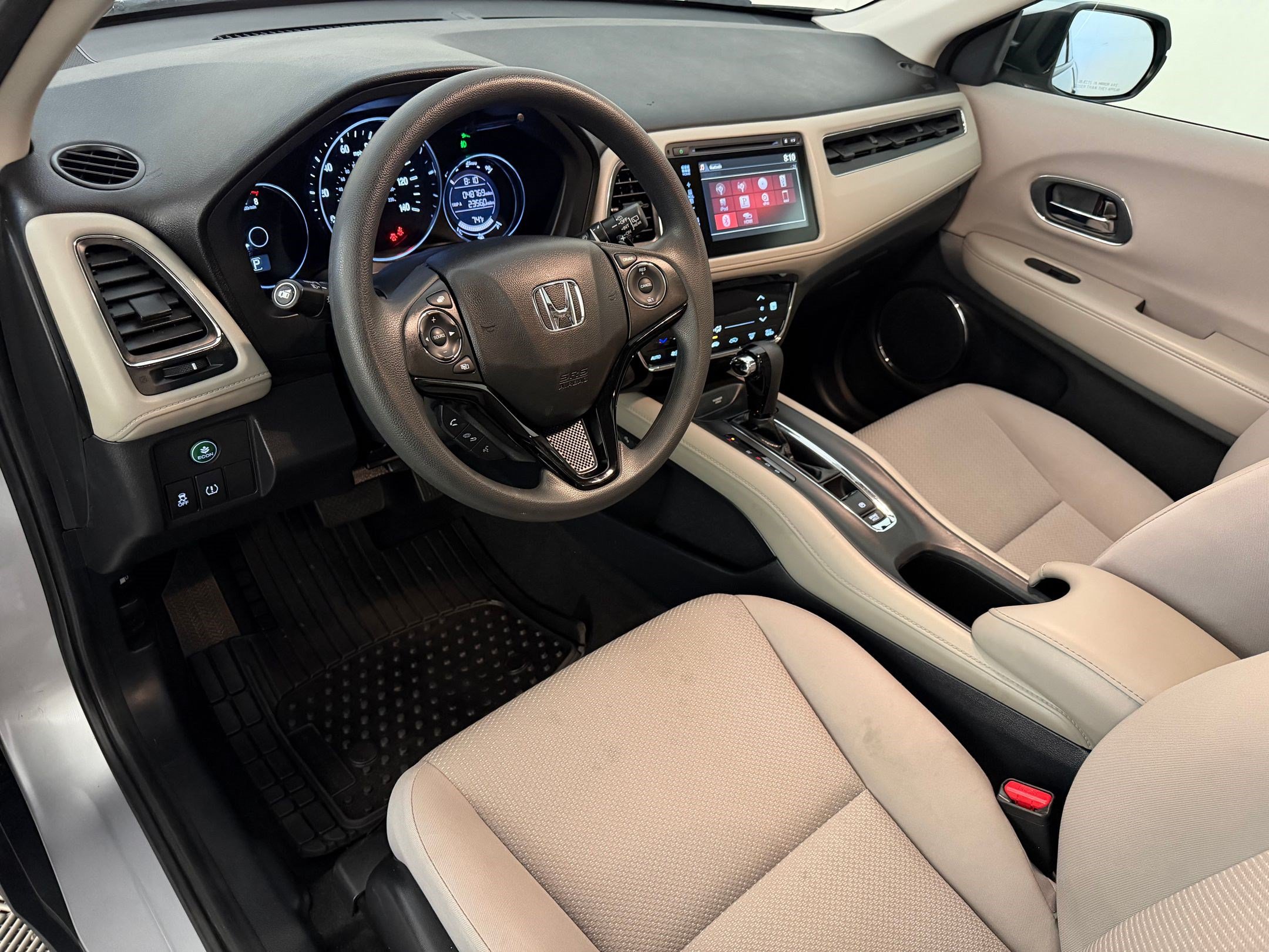 Used 2018 Honda HR-V EX image 4