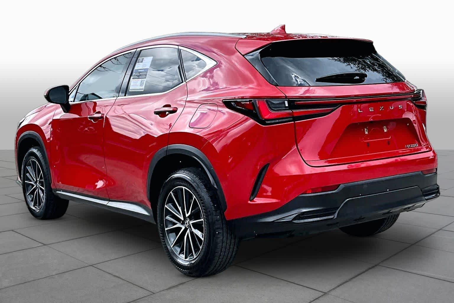 Used 2024 Lexus NX 250 FWD w/ Towing Package (2000 Lbs) image 12