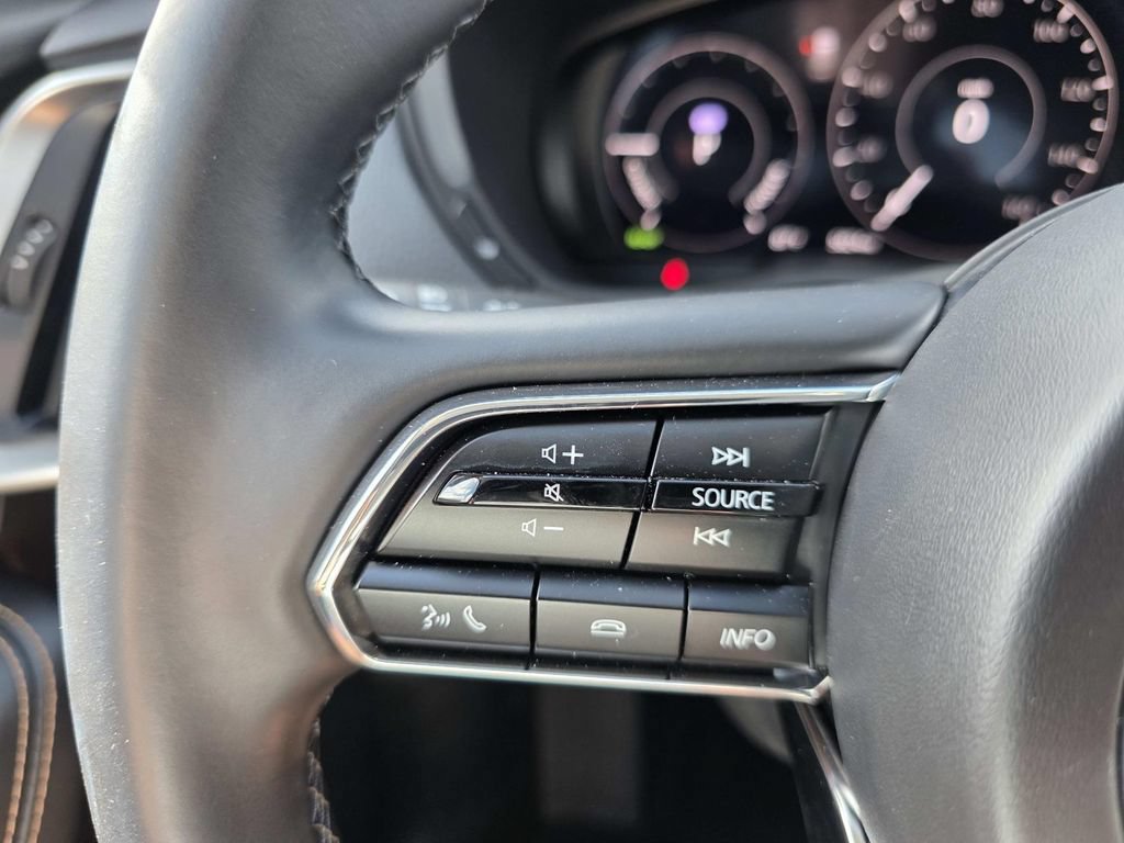 Certified 2025 MAZDA CX-70 Plug-In Hybrid w/ Premium Pkg AWD/4WD image 15