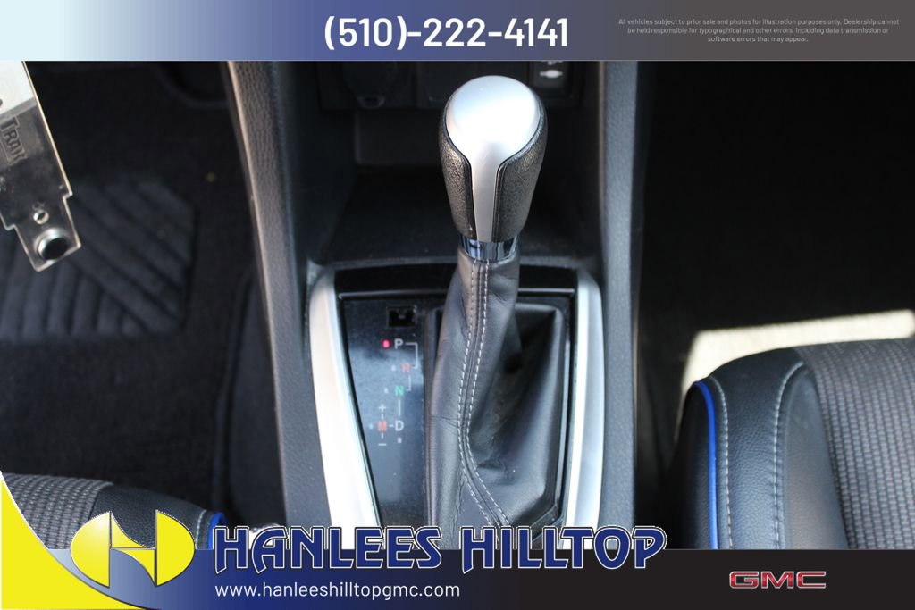 Used 2017 Toyota Corolla SE w/ Carpet Mat Package (TMS) FWD image 19