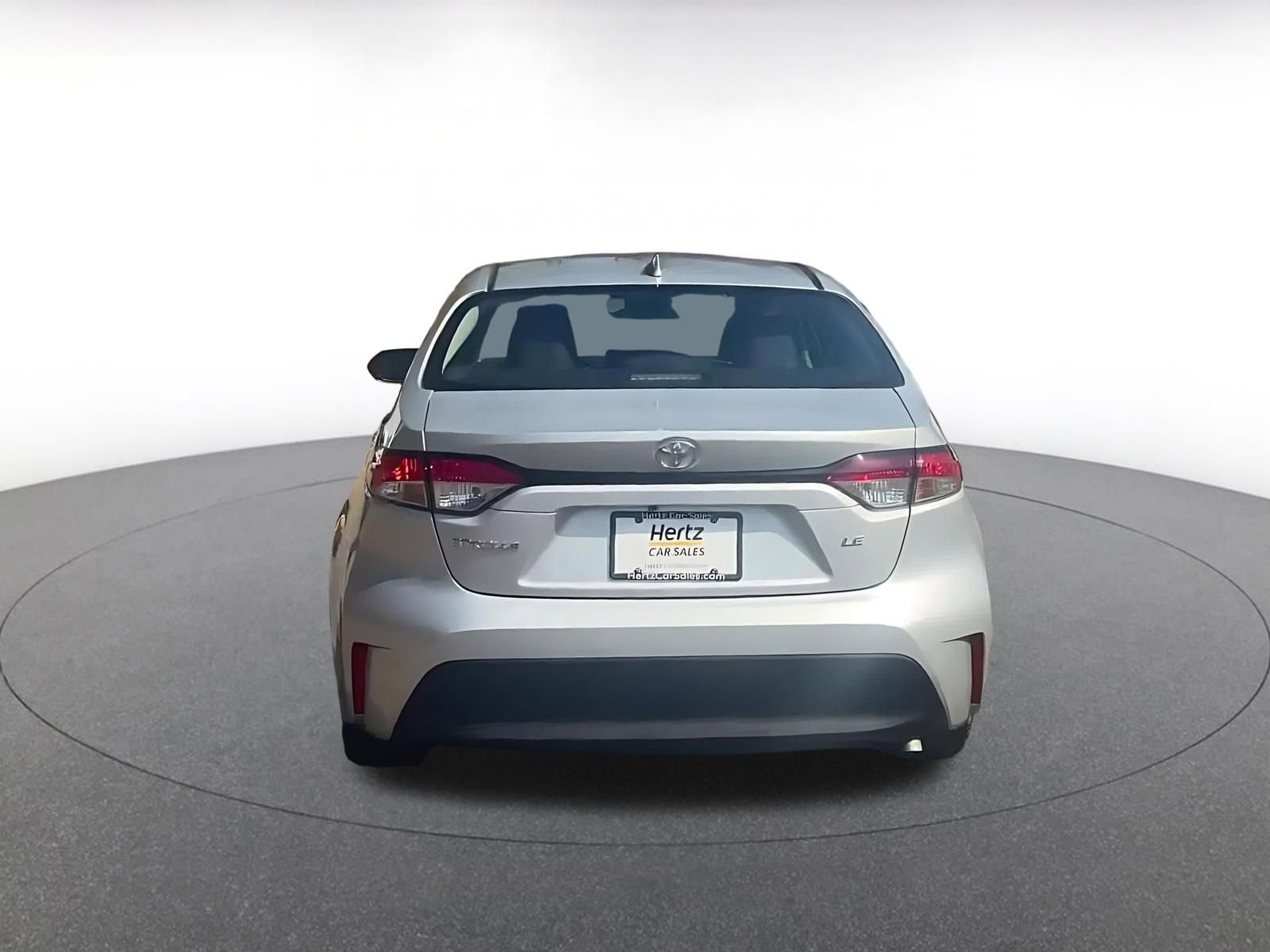 Used 2025 Toyota Corolla LE image 12